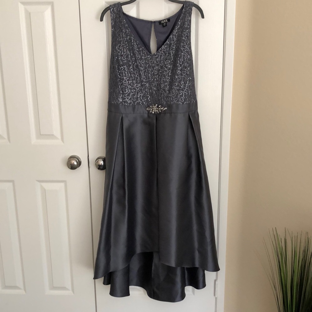 Gray Hi-low Evening Dress Gown with pockets. 20W